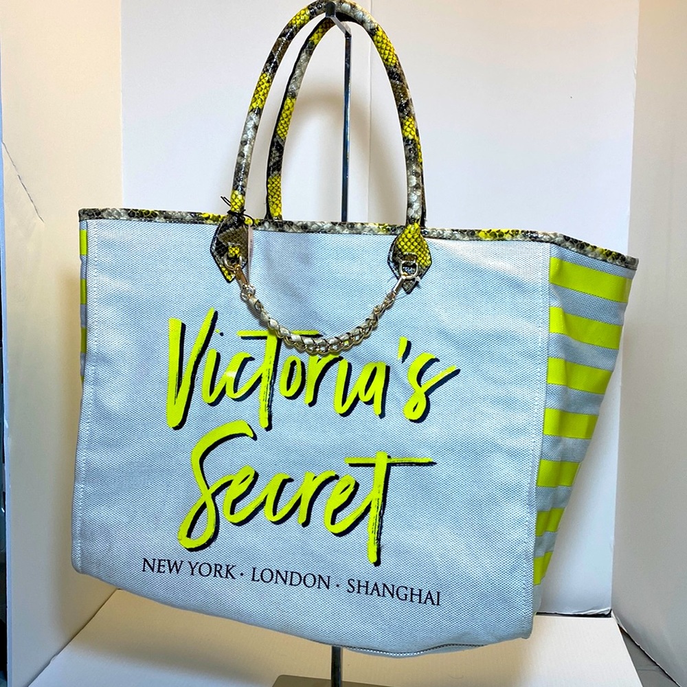 Victorias Secret PYTHON NEON LONDON NEW YORK Canvas Chain Tote Bag Purse NWT